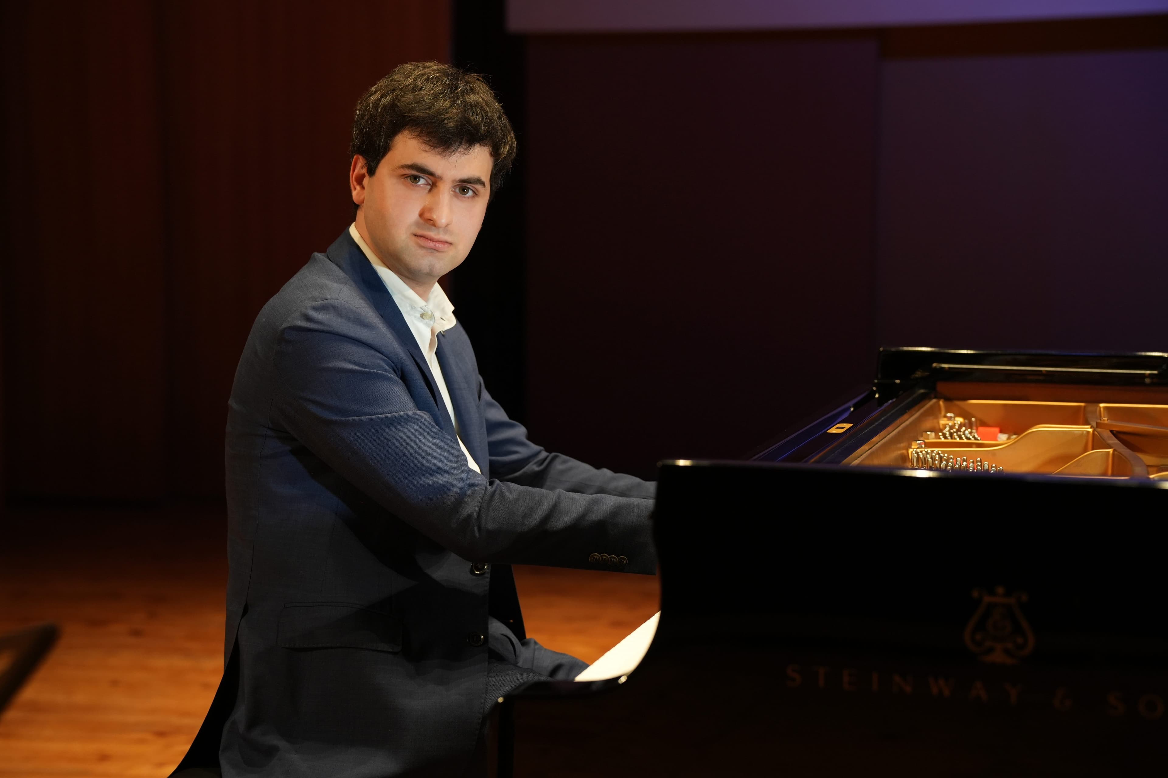 Bowing after performance at concert hall