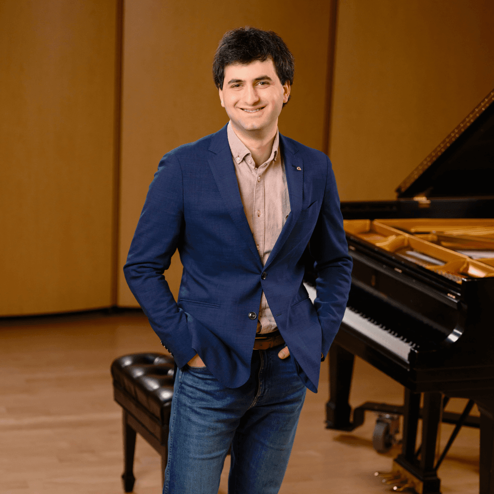 Pianist preparing backstage